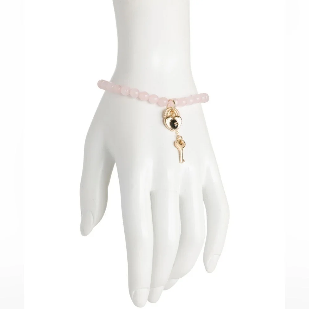 Last One Coach New Heart Key Bead Stretch Bracelet Light Pink‎ Gold Tone Chams